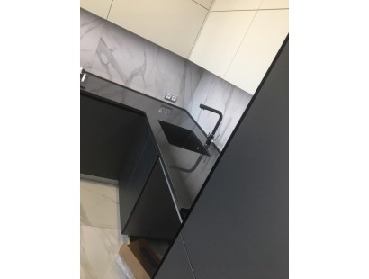Акриловий камінь Corian